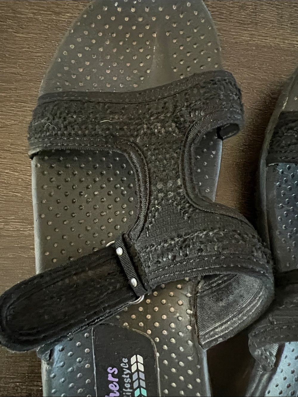 Sketchers Women’s Sandals - Picture 4 of 10